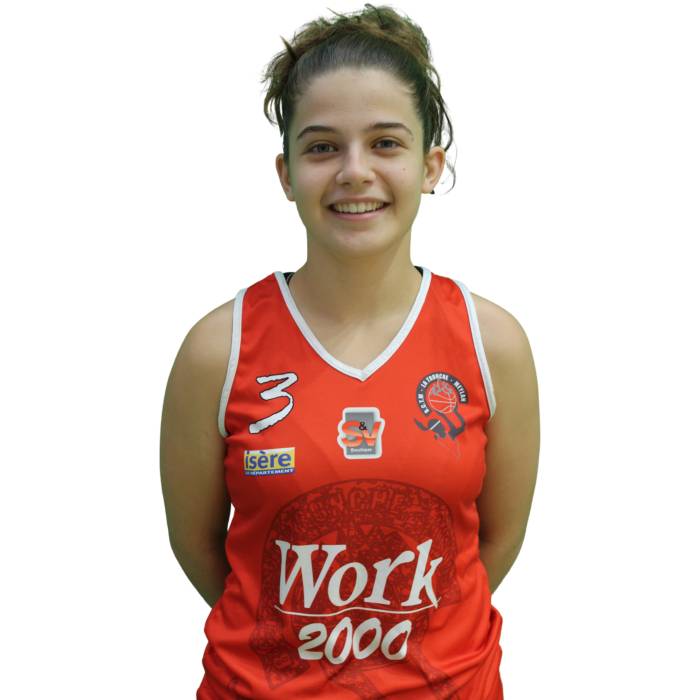Photo of Lucia Navas-Castro, 2022-2023 season