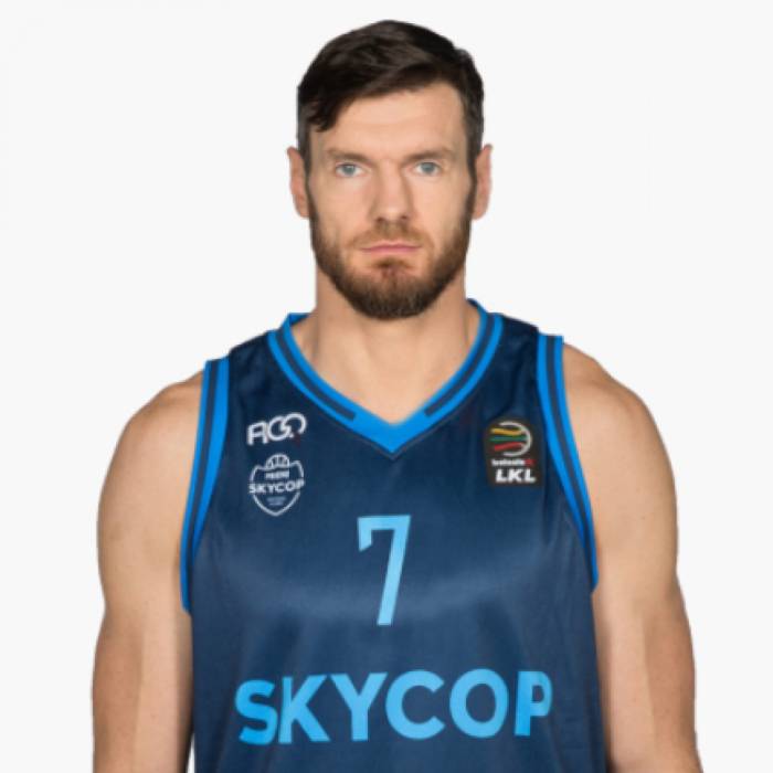 Photo of Darjus Lavrinovic, 2018-2019 season