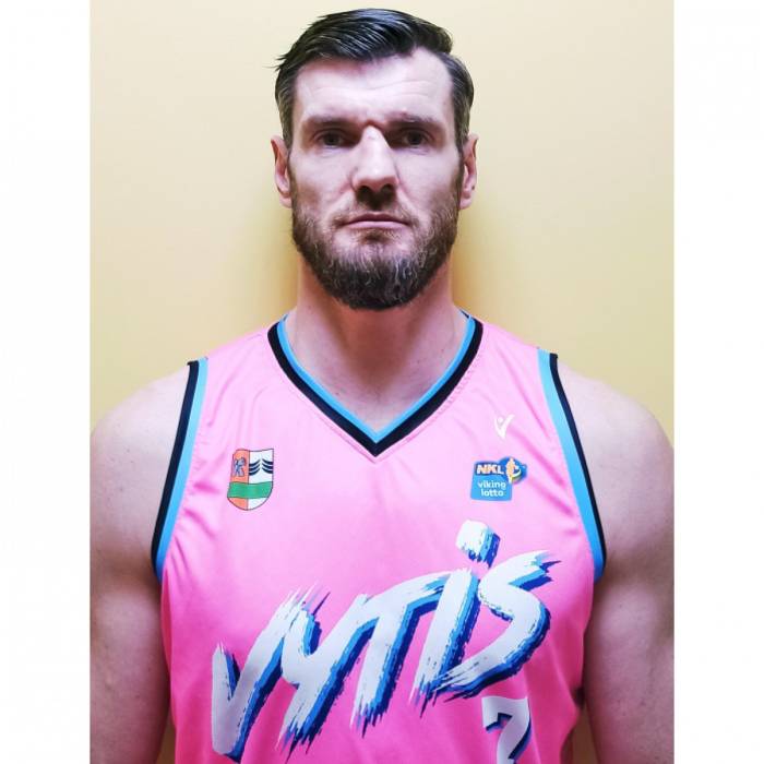 Photo of Darjus Lavrinovic, 2020-2021 season