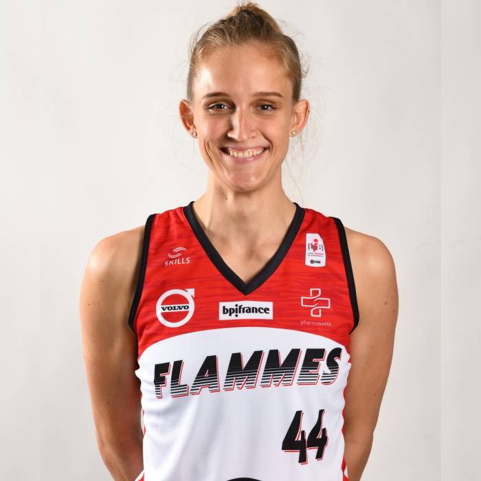 Photo of Leonie Fiebich, 2021-2022 season