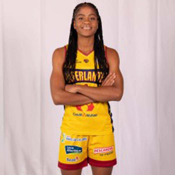 Photo of Monique Akoa Makani, 2021-2022 season