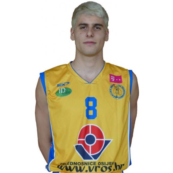 Photo of Tadej Tomljenovic, 2021-2022 season