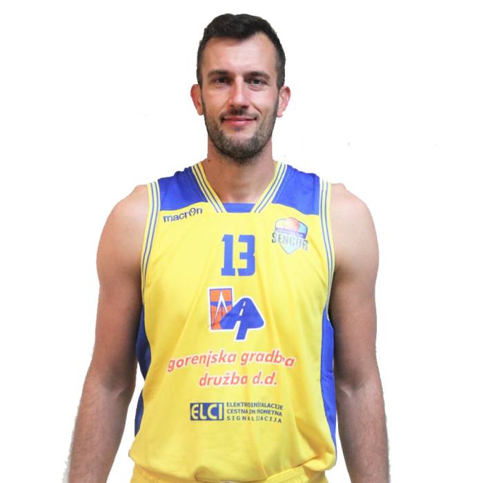 Foto de Smiljan Pavic, temporada 2019-2020