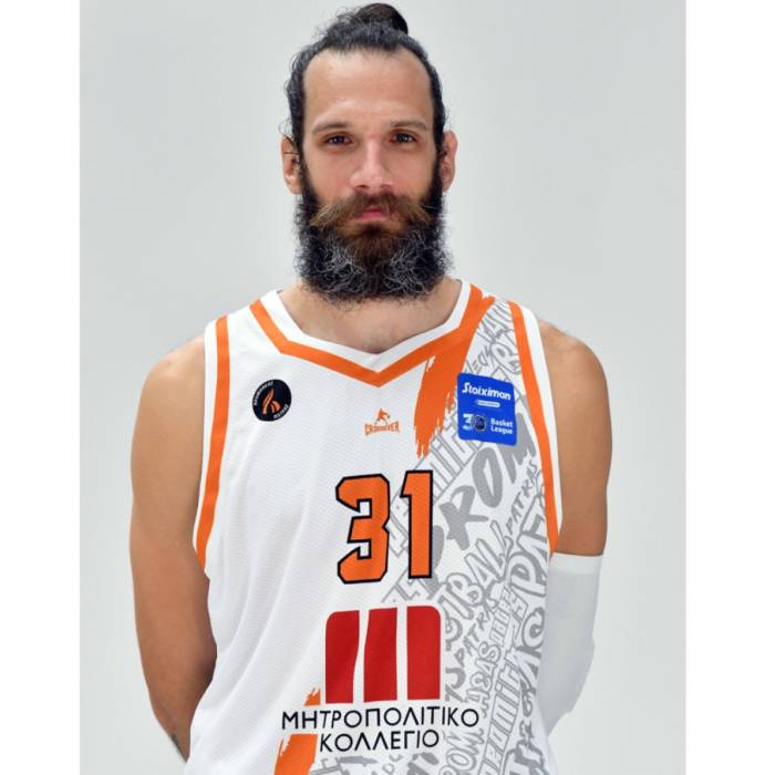 Photo of Charis Giannopoulos, 2021-2022 season