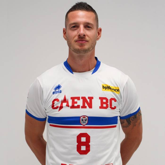 Photo of Olivier Romain, 2021-2022 season