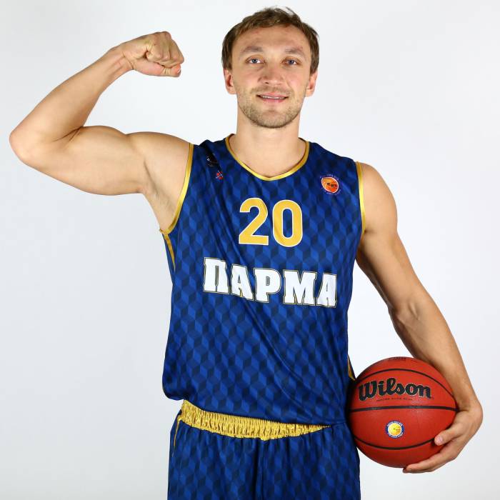 Photo of Maksim Dybovskiy, 2016-2017 season
