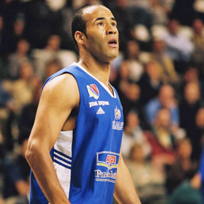 Photo of Laurent Bernard, 2002-2003 season