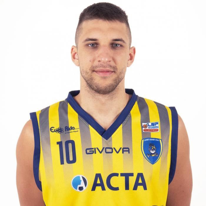 Photo of Marco Contento, 2019-2020 season