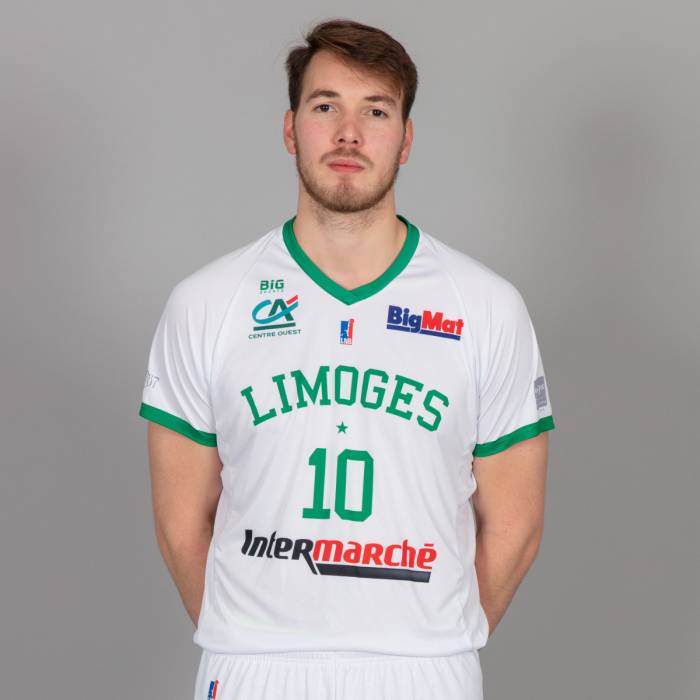 Photo of Hugo Invernizzi, 2019-2020 season