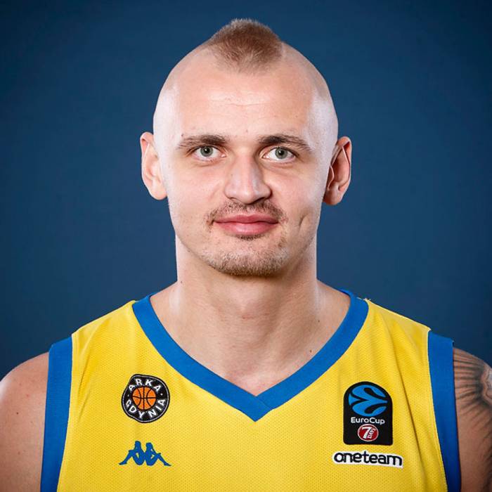 Photo of Dariusz Wyka, 2019-2020 season