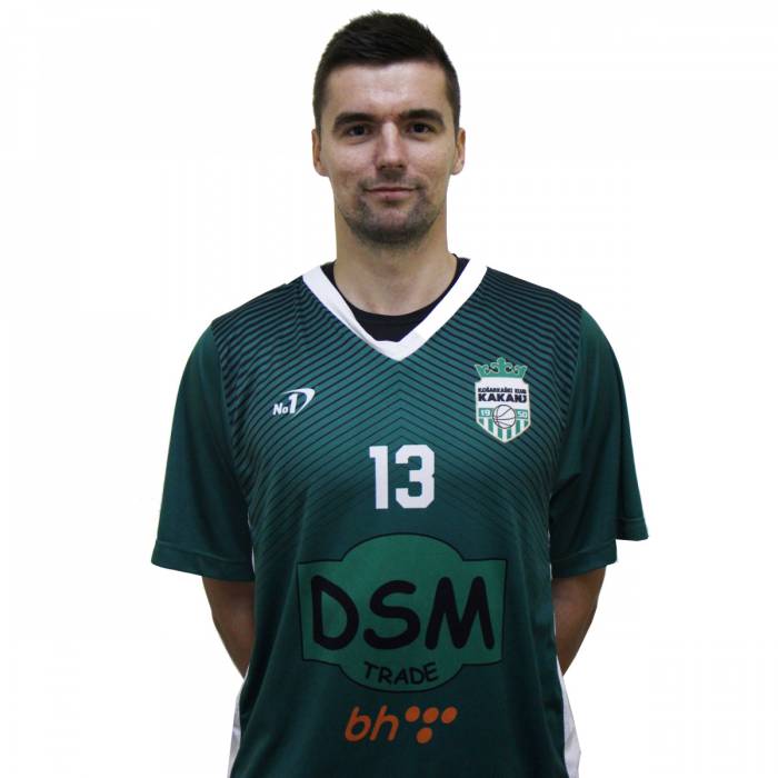Photo of Nermin Buza, 2019-2020 season