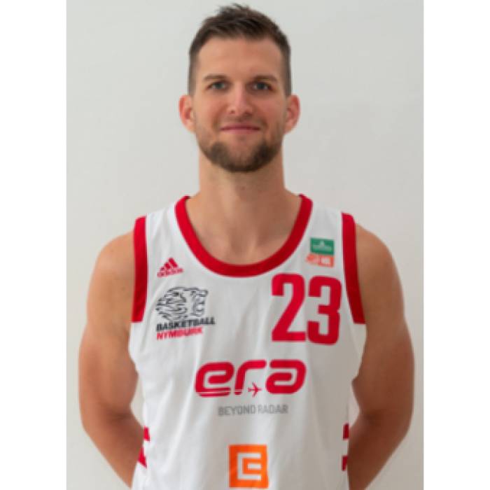 Photo of Lukas Palyza, 2021-2022 season