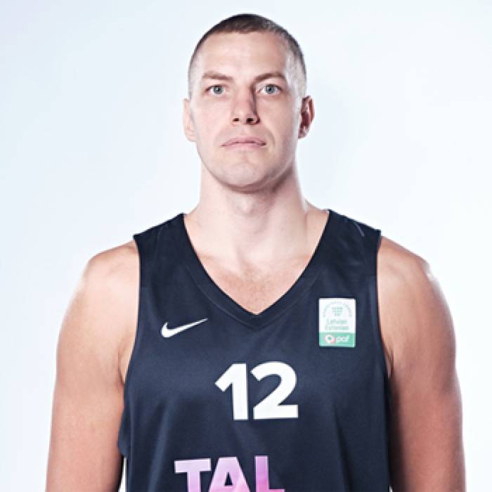 Photo of Toomas Raadik, 2021-2022 season