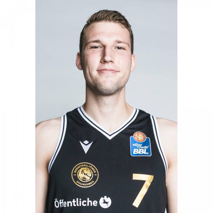 Photo of Lukas Meisner, 2020-2021 season