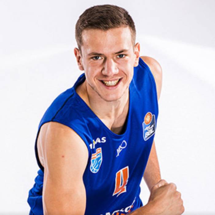 Foto de Strahinja Micovic, temporada 2019-2020
