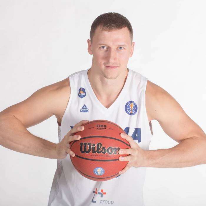 Photo of Nikolay Zhmako, 2018-2019 season