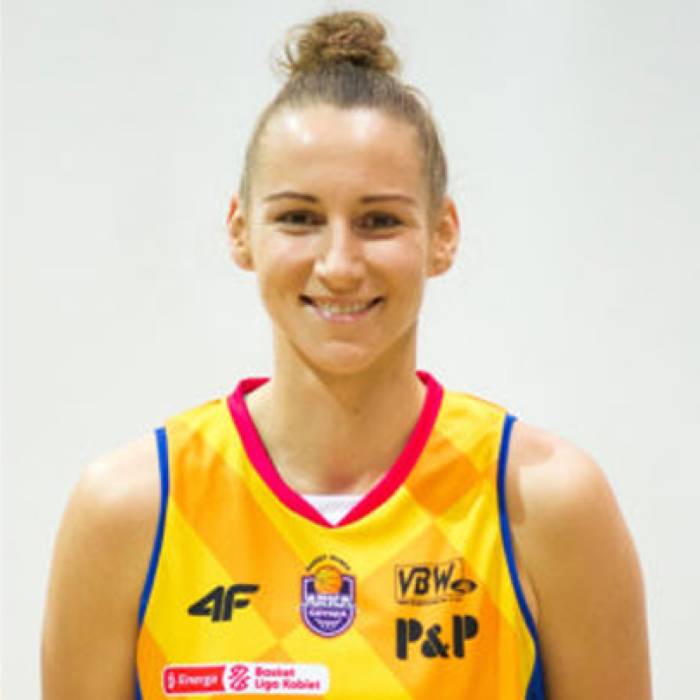 Photo of Agata Dobrowolska, 2021-2022 season