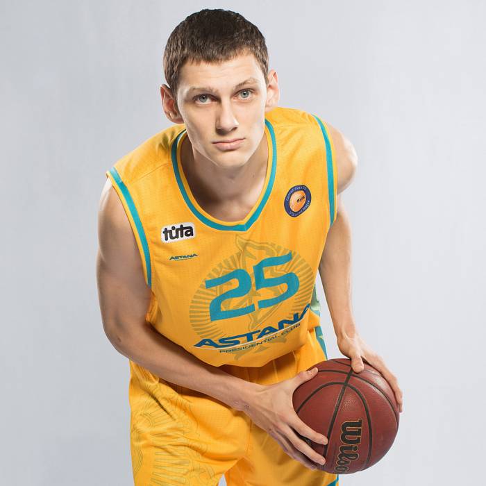 Photo of Maxim Marchuk, 2016-2017 season