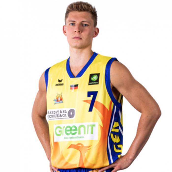 Photo of Niklas Geske, 2019-2020 season
