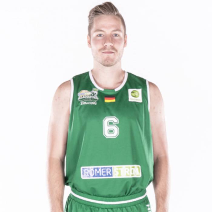 Photo of Lucien Schmikale, 2019-2020 season