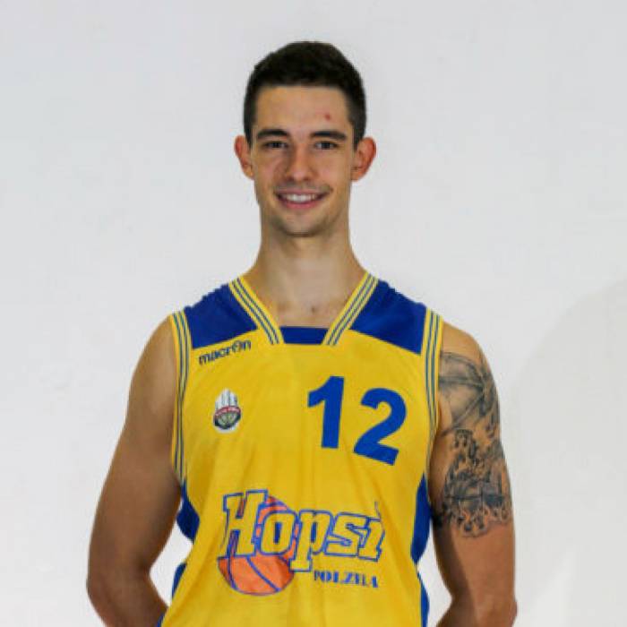 Photo of Nik Dragan, 2018-2019 season