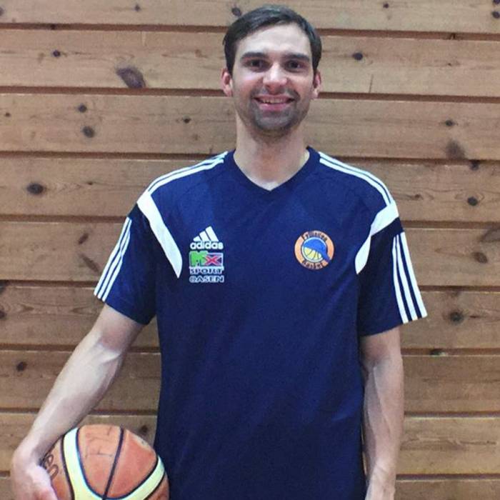 Photo of Lukas Mineika, 2014-2015 season