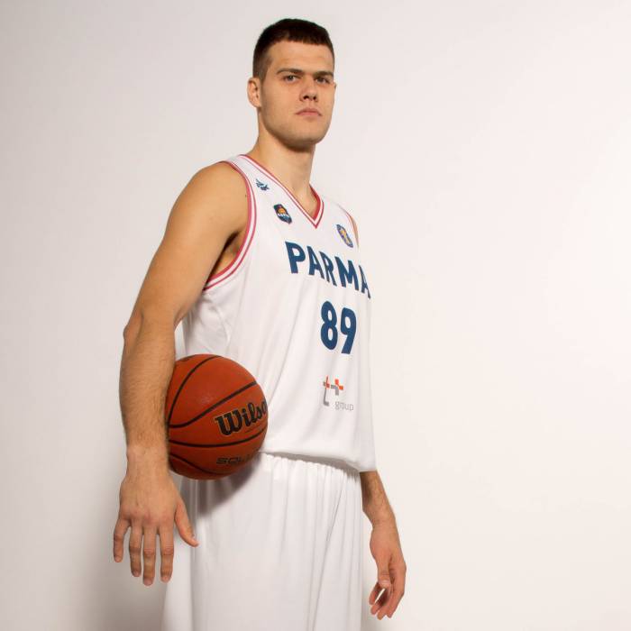 Photo of Aleksandr Vinnik, 2017-2018 season