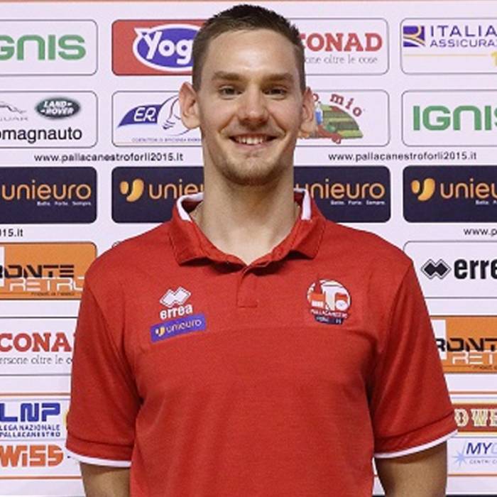 Foto de Danilo Petrovic, temporada 2019-2020