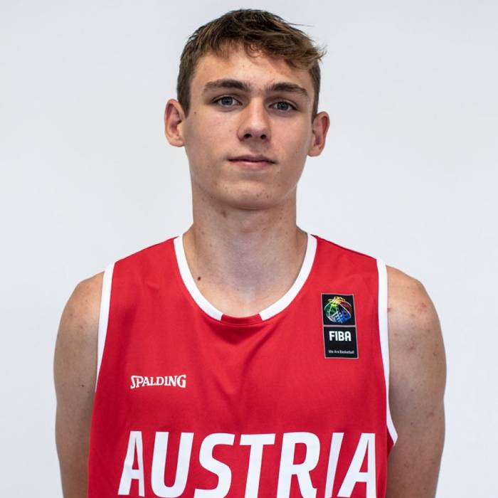 Photo of Valentin Siegmund, 2019-2020 season