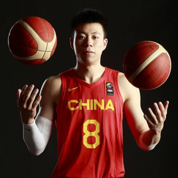 Foto de Zhenlin Zhang, temporada 2021-2022
